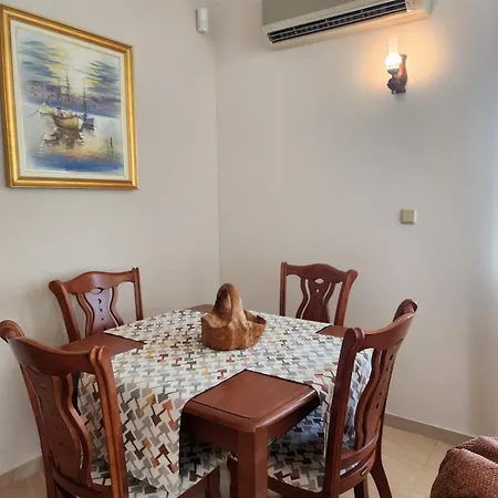 Al Mare 1 Апартаменти Шкорпиловці